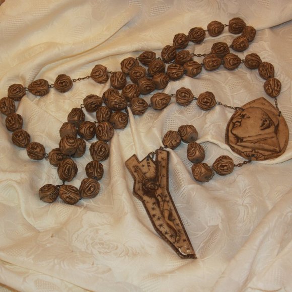 HUGE 60" Rosary Bead Resin Pope Mary - Picture 1 of 5